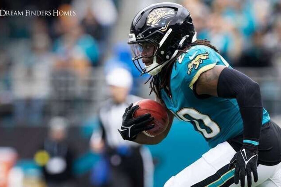 2026 Jaguars Free Agent Tracker: Dallas, Dickerson Re-Sign