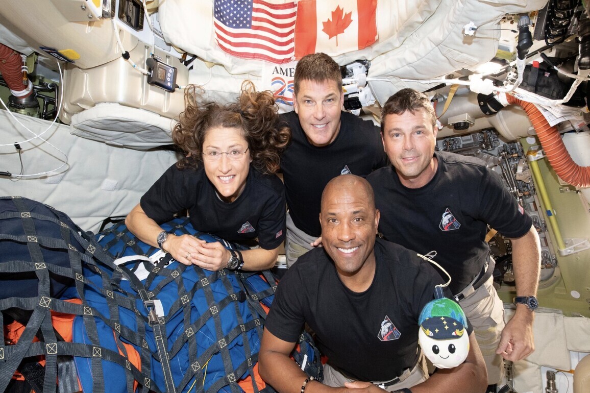 Artemis II crew set for splashdown after historic lunar flyby