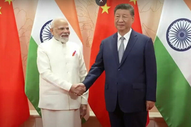 Modi and Xi hold talks as India-China ties warm