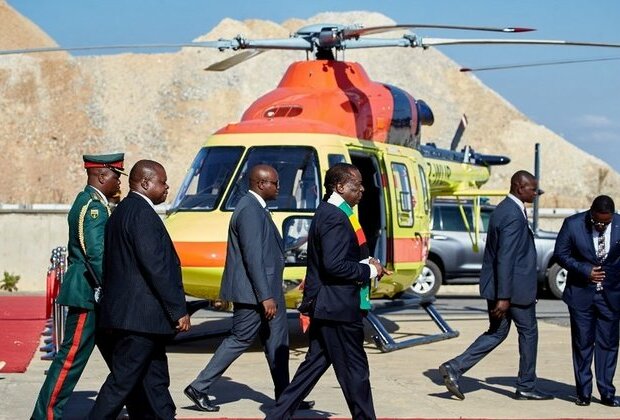 Russian helicopters arrive in Zimbabwe