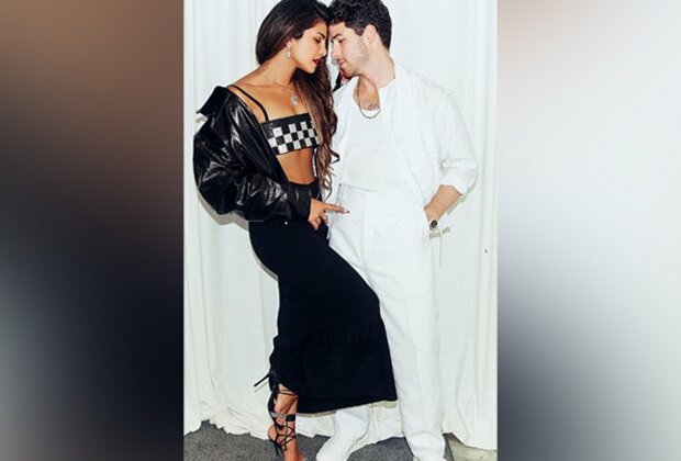 Priyanka Chopra showers love on "magnet" hubby as he kick-starts NYC concert