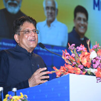 Gujarat: Seminar on 'Empowerment of the Energy Sector' at VGRC sees MoUs worth 5.60 lakh crore