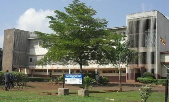 ULC gives away school land to real estate firm ULC gives away school land to real estate firm
