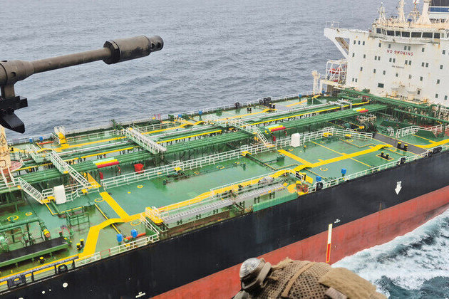Kremlin slams France over borderline piracy