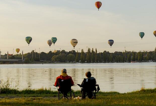 Album: Colorful skyline in Canberra Balloon Spectacular