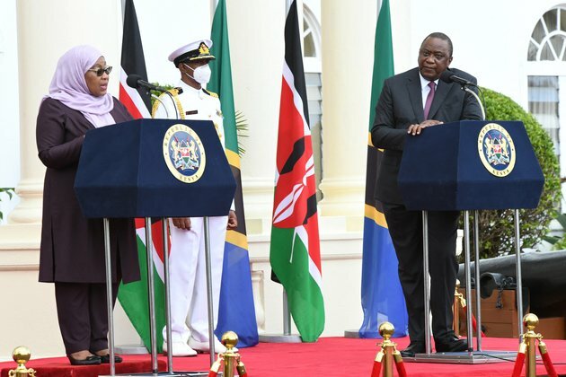 Kenyan, Tanzanian Presidents Sign Pipeline Deal