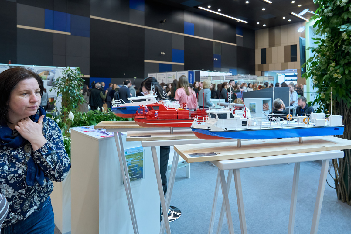 RUSSIA-ST. PETERSBURG-ENVIRONMENTAL FORUM