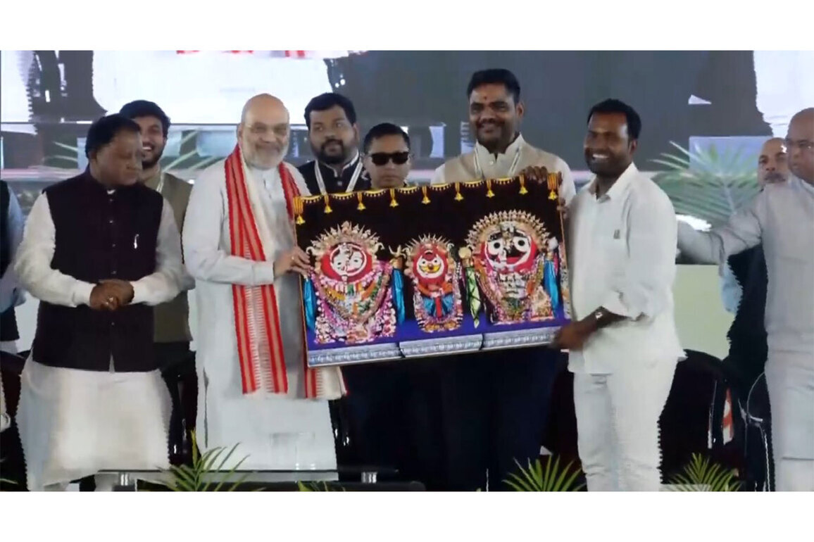 Union Home Minister Amit Shah receives Lord Jagannath's portrait during Odisha visit