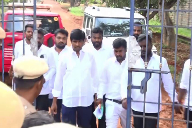 Karur stampede: TVK leaders Mathiyazhagan, Paunraj released from prison after court refused to extend judicial custody