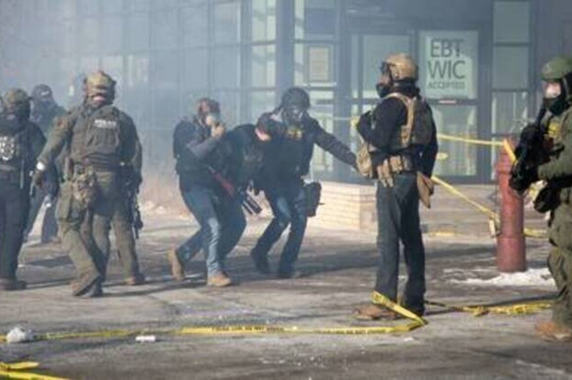 Man shot dead by feds in Minneapolis - governor (VIDEO)