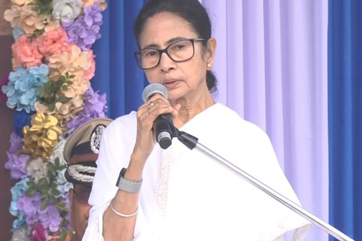 Bengal: CM asks Centre to take responsibility for 'deaths' during SIR, slams ECI over 'logical discrepancies'