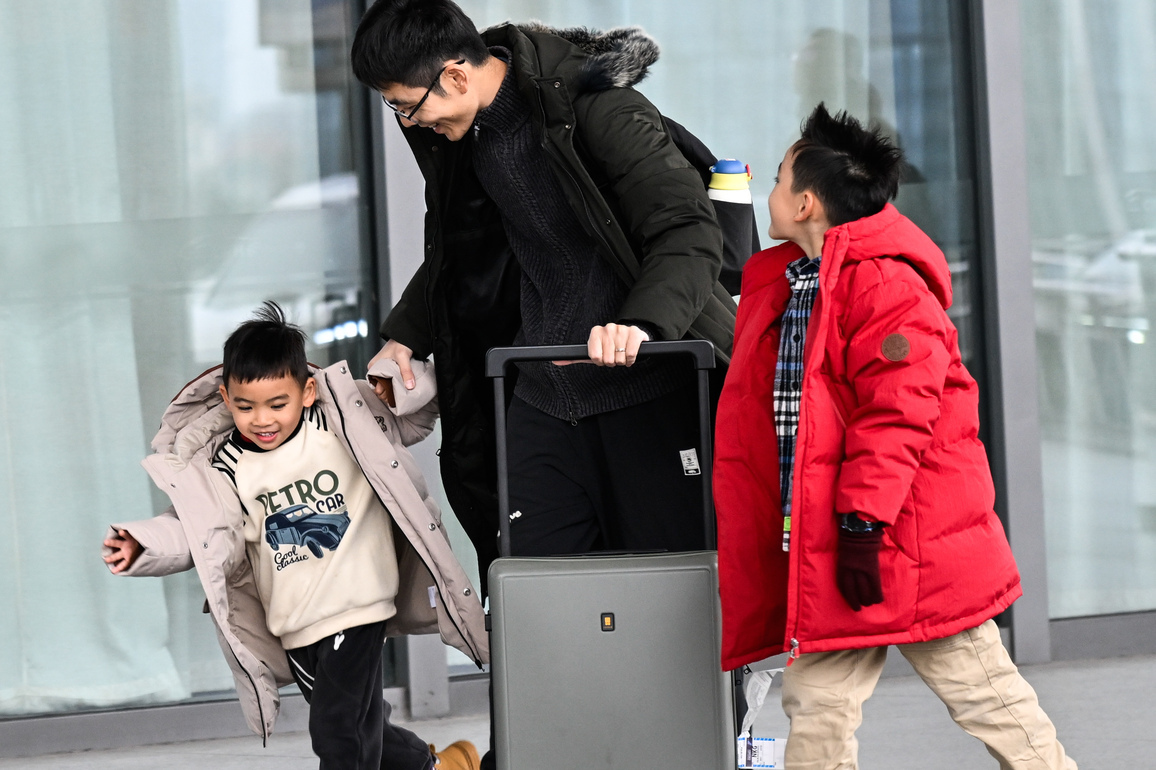 CHINA-JIANGSU-NANJING-CHILDREN-SPRING FESTIVAL-TRAVEL (CN)