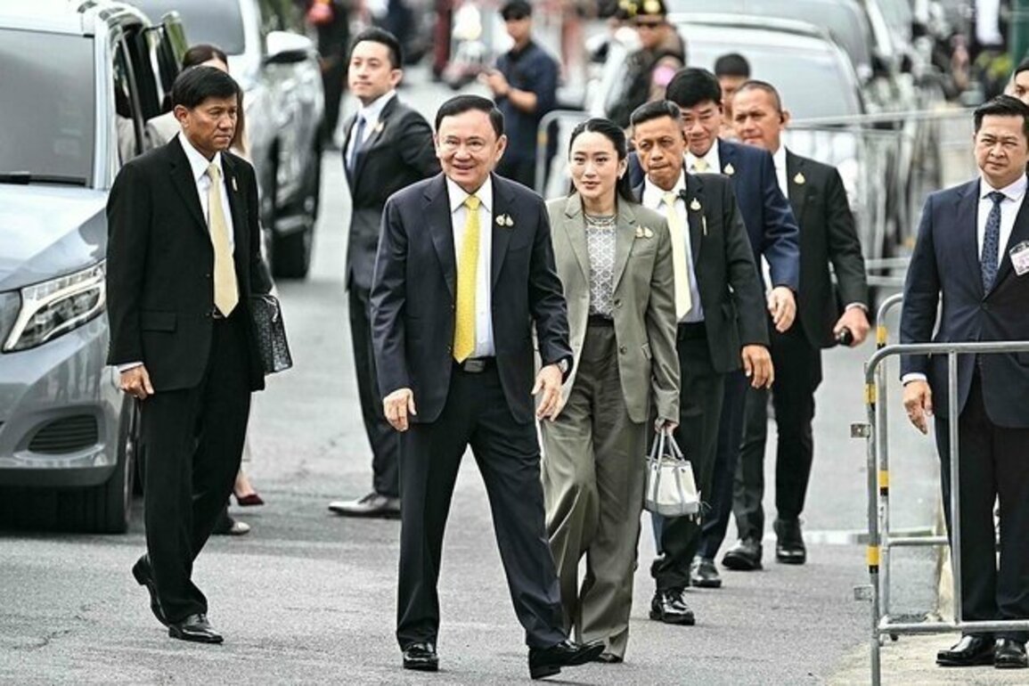 Thai Supreme Court orders former PM Thaksin back to jail