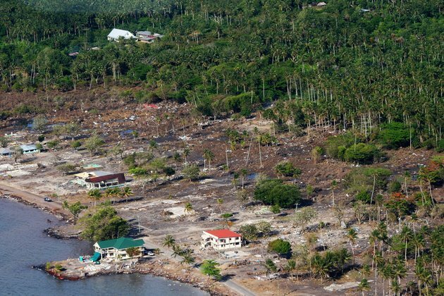Roscosmos reveals carnage of Tonga eruption in before & after photos