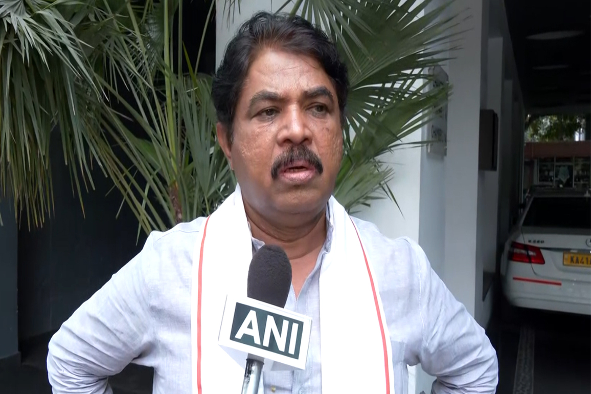 Karnataka: LoP R. Ashoka slams Congress over housing allocation under Rajiv Gandhi Housing Corporation