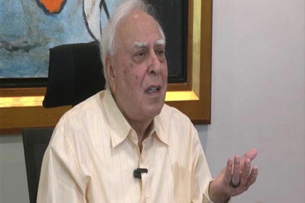 "An intrusion on supremacy of legislature": Kapil Sibal criticises VP Dhankar's remarks on SC ruling on Governors