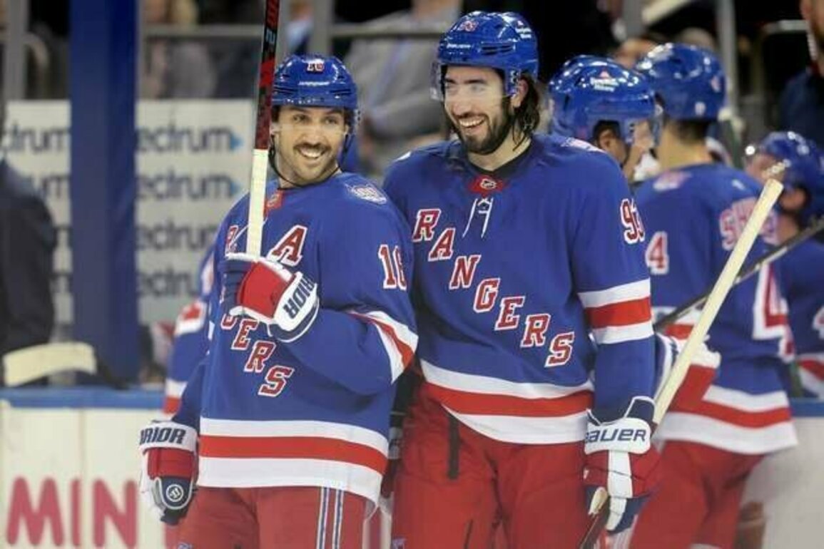 Rangers hope to continue hot road streak vs. Lightning