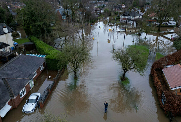 Homes flooded in Greater Manchester as storms hit New Year's Day