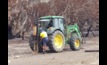 Volunteer farmers help with bushfire rebuild 