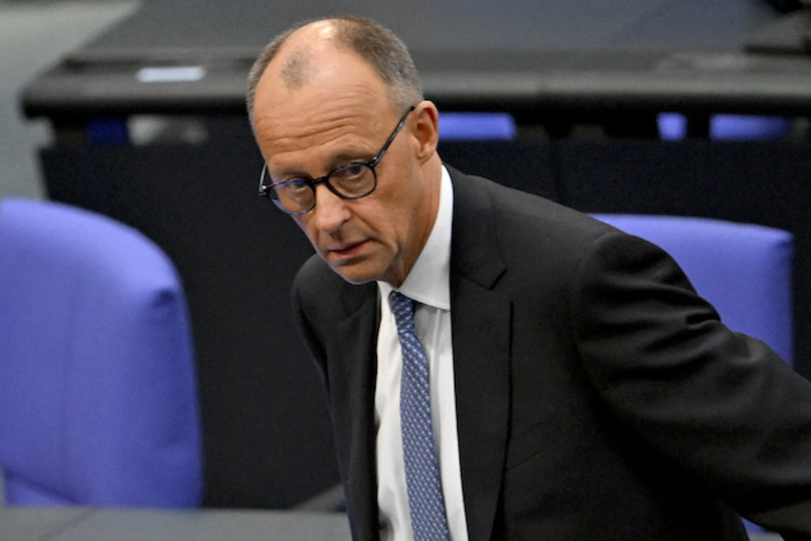 Germany's leader backs Israel, says journalists not targeted 