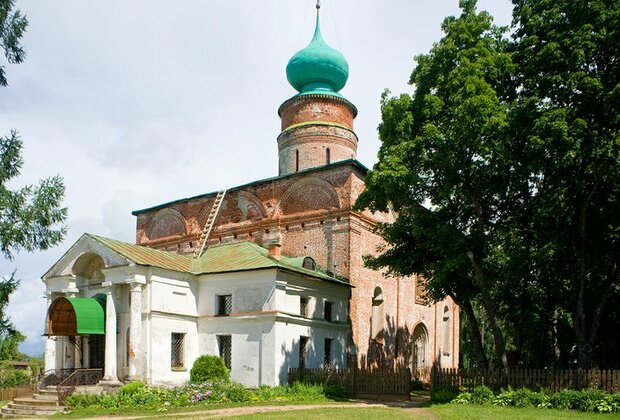 Place of pilgrimage: The Borisoglebsky Monastery near Rostov