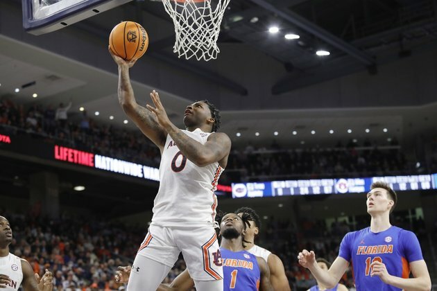 No. 4 Auburn, No. 24 Alabama set for rare ranked matchup