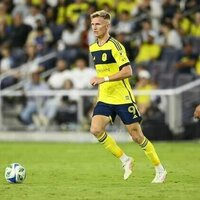 Nashville clinches playoff berth with second-half surge vs. Houston