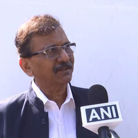 Should talk to Opposition in country instead of Trump: Sanjay Raut jibes at PM Modi