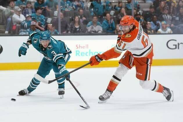 Ducks rally, pull off wild 7-6 OT win over Sharks