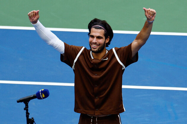 Alcaraz beats Wu Yibing in straight sets to reach US Open fourth round