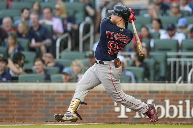 Orlando Arcia's walkoff homer lifts Braves past Red Sox