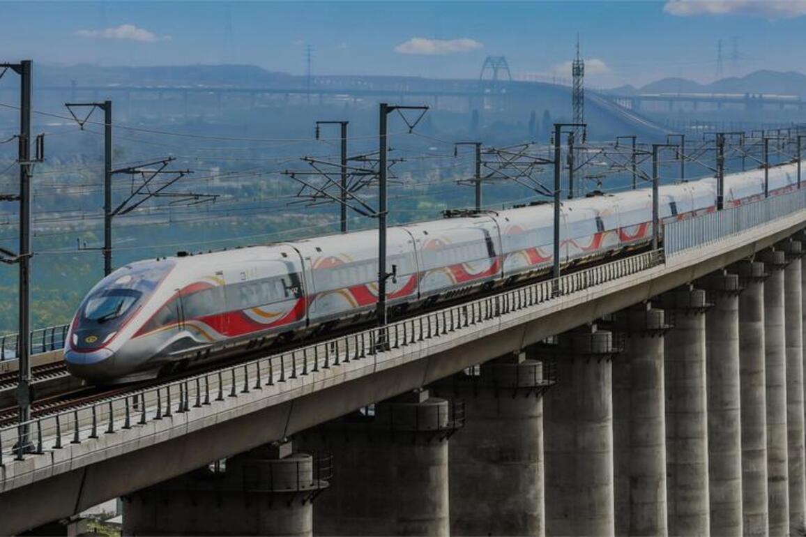 RailwayAlbum | China's sacred revolutionary heartland Yan'an launches high-speed rail link