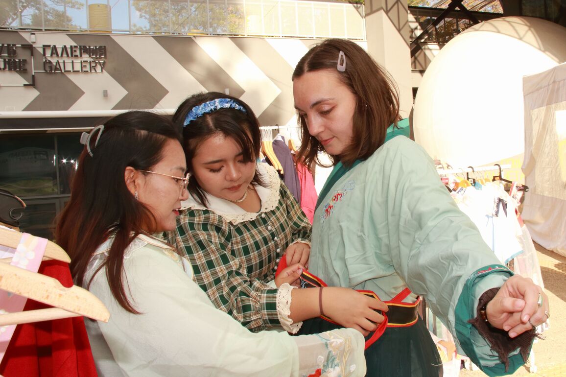 BULGARIA-SOFIA-MID-AUTUMN FESTIVAL-CELEBRATION