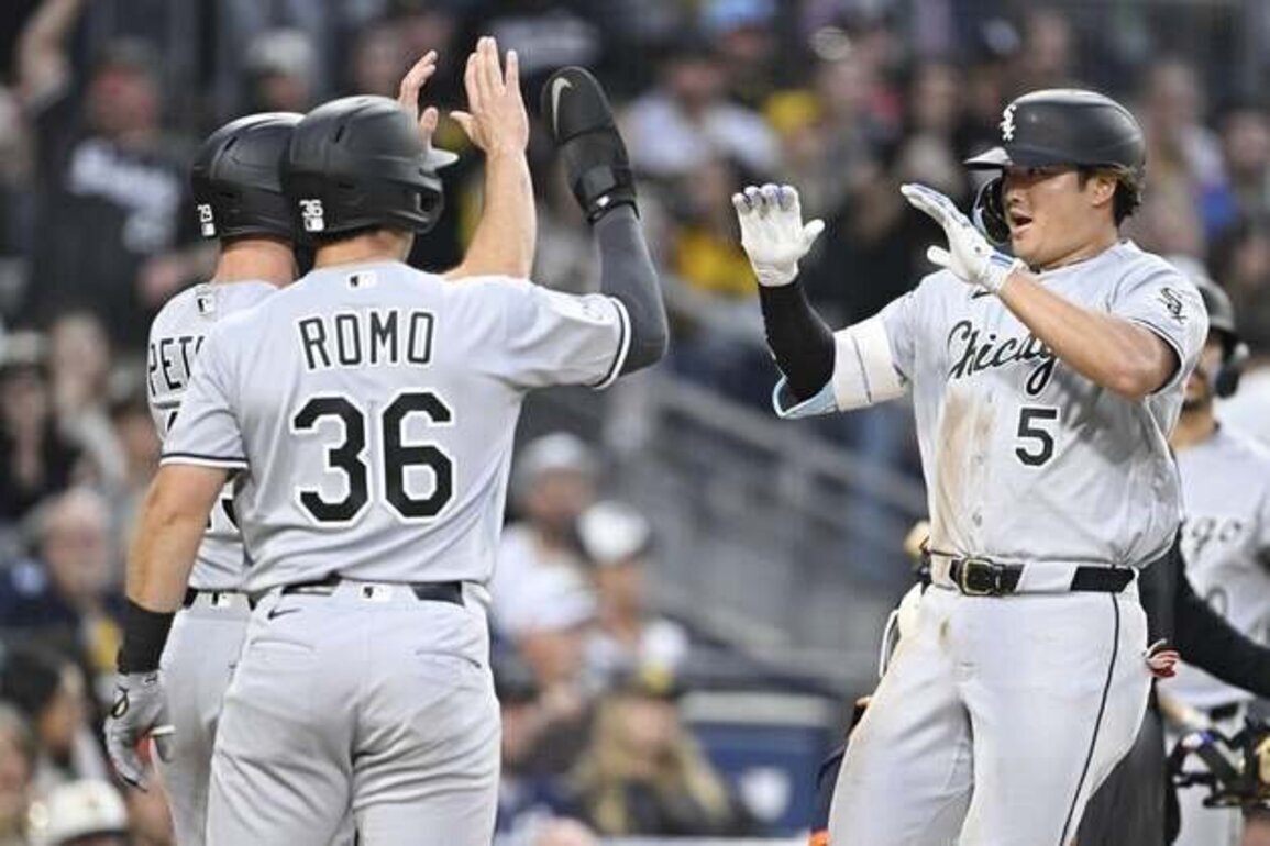 Munetaka Murakami homers again, White Sox pound Padres