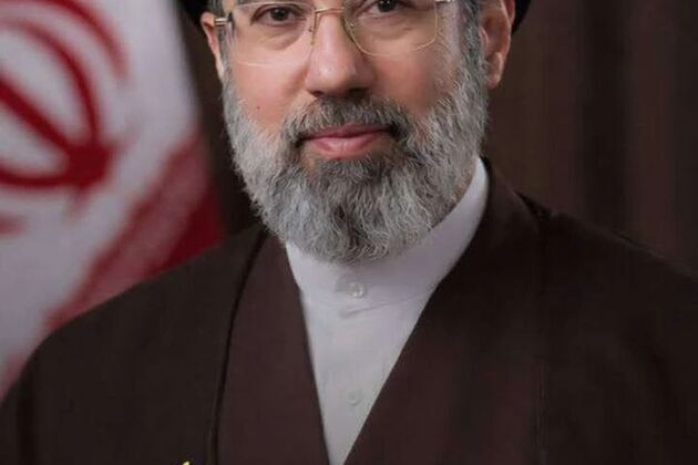 Iran's supreme leader declares "decisive victory", announces new phase in Strait of Hormuz management