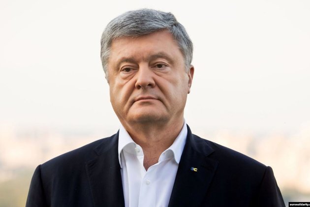 Poroshenko Questioned In Tax Evasion Case