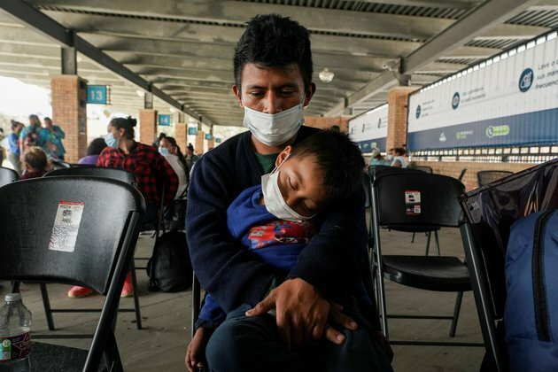 First Asylum-Seekers from Mexico&#039;s Matamoros Border Camp Enter US