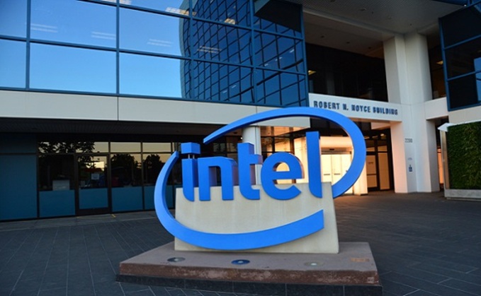 Intel: AI chip sales to 'meaningfully' rev up as PC revenue booms