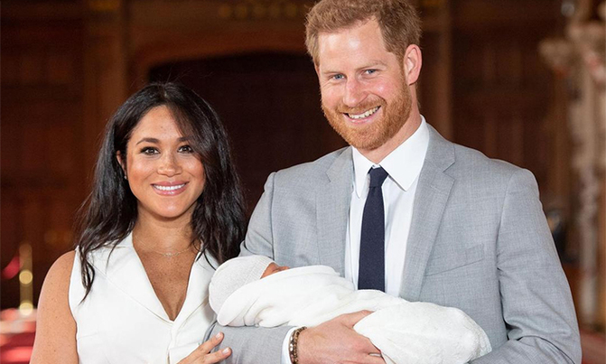 Meghan Markle says motherhood a 'struggle' under spotlight Meghan Markle says motherhood a 'struggle' under spotlight