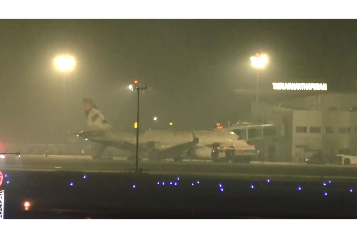 Saudia flight from Jakarta diverted to Thiruvananthapuram after passenger falls unconscious