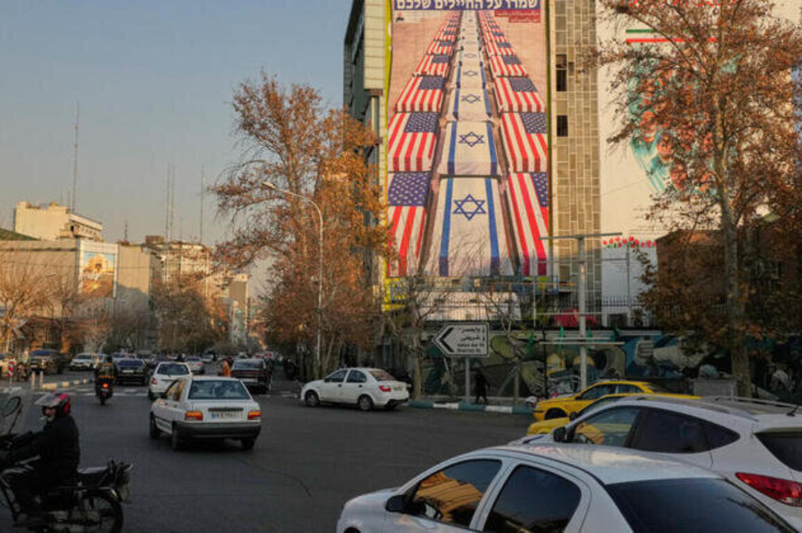 Iran's army chief vows response to 'threats' from Trump and Netanyahu