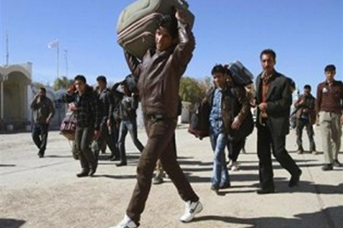 Rights groups raise alarm over rise in executions of Afghan migrants in Iran