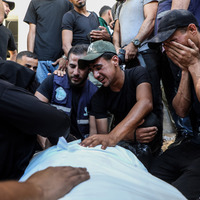 MIDEAST-GAZA CITY-ISRAELI BOMBING-POLICEMEN-MOURNING