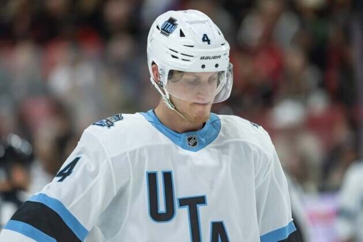 Hurricanes acquire D Juuso Valimaki from Mammoth