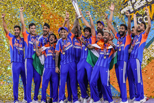 BCCI honours India's 5 World Cup-winning teams at Naman Awards