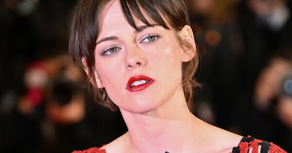 Kristen Stewart says she is "so sick" of the Hollywood studio system