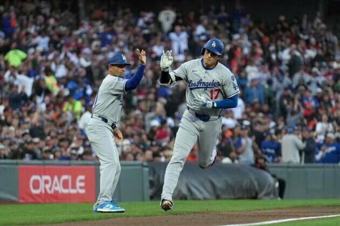 Shohei Ohtani's 49th HR highlights Dodgers' hit parade in rout of Giants