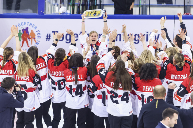 (SP)CHINA-SHENZHEN-ICE HOCKEY-WOMEN'S WORLD CHAMPIONSHIP (CN)