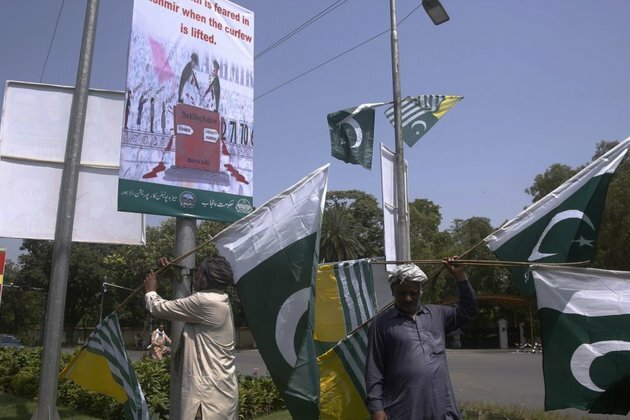 Grenade Attack Hits Rally As Pakistan Marks Kashmir Anniversary