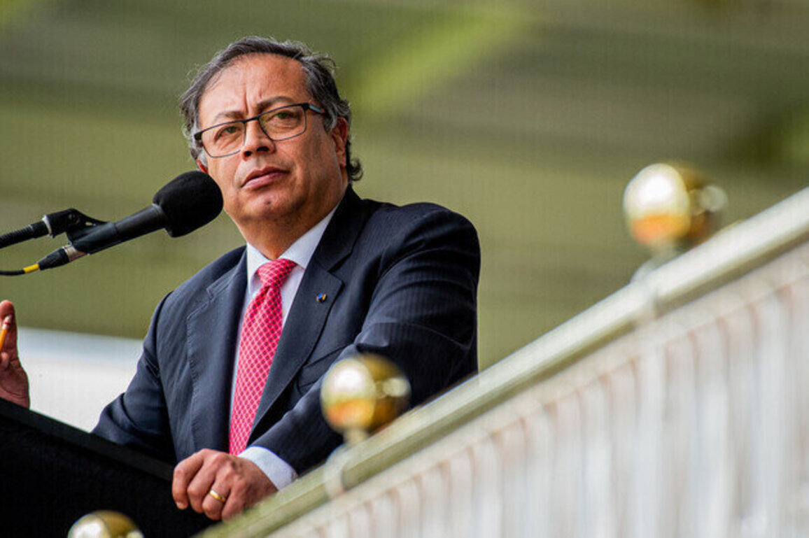 Colombian president reports assassination attempt